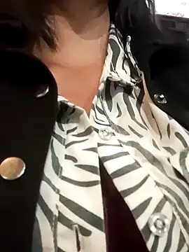 celeste-30  online show from February 13, 2025, 11:37 pm