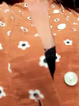 celeste-30  online show from February 21, 2025, 3:10 pm