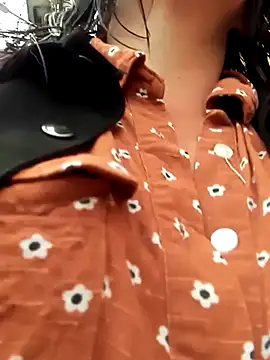 celeste-30  online show from February 25, 2025, 11:52 am