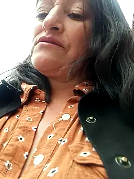 celeste-30  online show from February 25, 2025, 5:25 pm