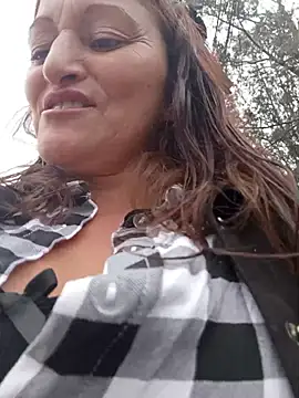 celeste-30  online show from September 27, 2025, 3:39 pm