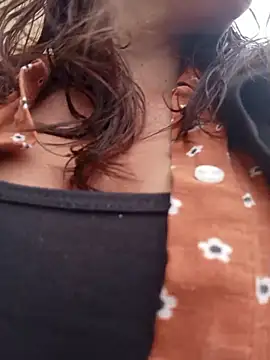 celeste-30  online show from September 30, 2025, 2:22 pm