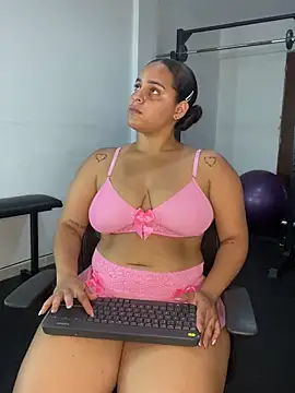 Violetrousse online show from September 29, 2025, 7:08 pm