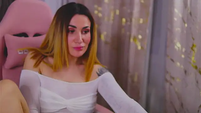 KimSkyex online show from February 18, 2025, 4:48 am