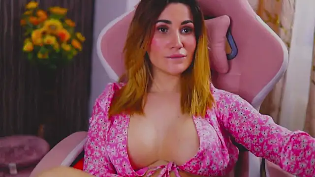 KimSkyex online show from February 22, 2025, 6:06 am