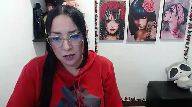 angellove90 online show from February 10, 2025, 8:42 pm