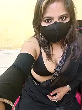 Snapshot of Simran-Kudi chatting on February 1, 2025, 11:10 am Simran-Kudi online show from February 1, 2025, 11:10 am