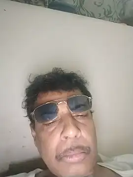 Snapshot of VastNoon95 chatting on May 26, 2026, 6:04 pm VastNoon95 online show from May 26, 2026, 6:04 pm