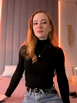  AngelMoon  online show from October 20, 2025, 4:02 am