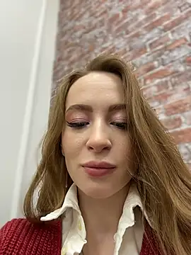  AngelMoon  online show from November 21, 2025, 3:38 am