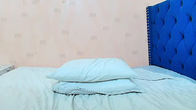 hornybarelylegalgirl online show from March 2, 2025, 3:59 pm