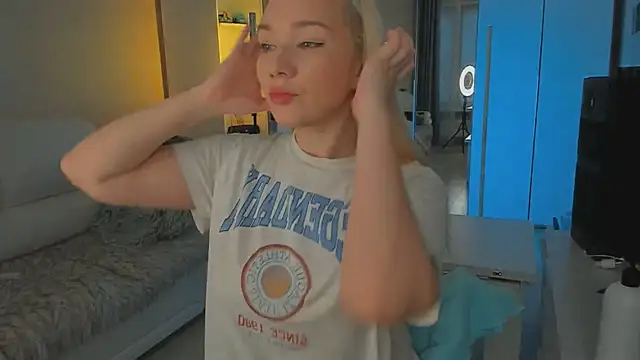 Snapshot of 1AlexaGoddess3 chatting on March 15, 2025, 2:56 am 1AlexaGoddess3 online show from March 15, 2025, 2:56 am