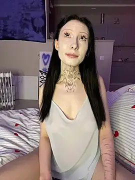 Snapshot of your_Roxy chatting on January 17, 2025, 1:36 am your Roxy online show from January 17, 2025, 1:36 am