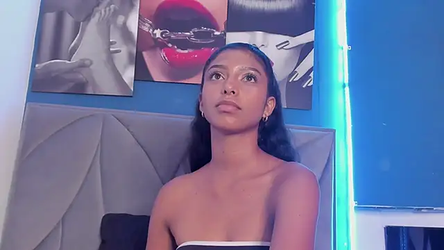 GeorginaRoy online show from December 4, 2024, 7:23 pm