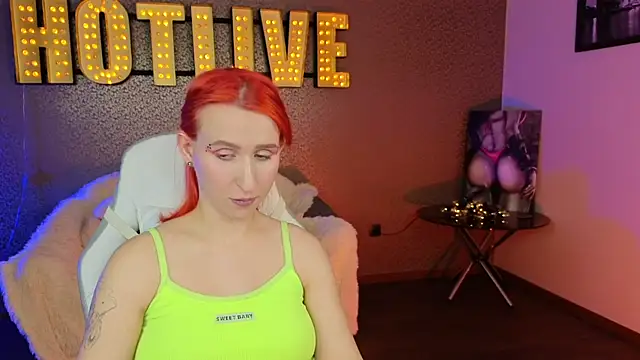 AliceBYKiss online show from February 14, 2025, 3:58 pm