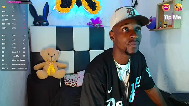 Aroonpapisex online show from March 21, 2026, 1:10 am