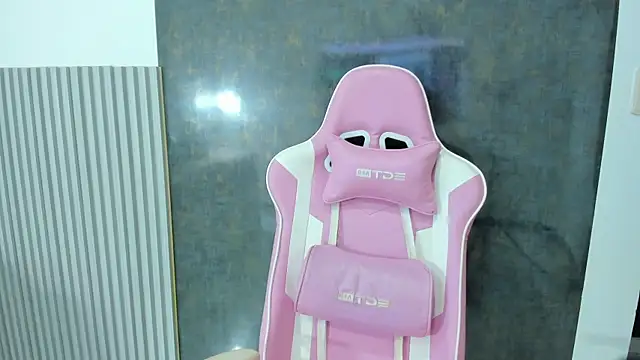 lana boomer online show from April 2, 2026, 3:31 pm