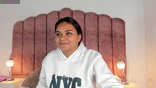 Carolina Evanss online show from March 7, 2025, 4:46 am