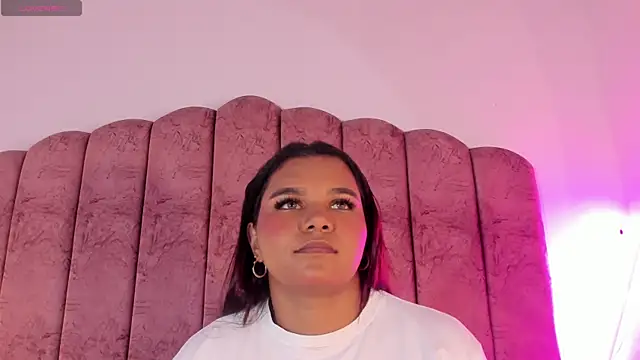 Carolina Evanss online show from December 18, 2025, 3:56 am