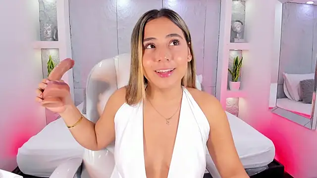 MelodyRey  online show from January 10, 2026, 10:47 pm