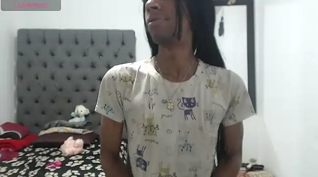 lucianadolll online show from March 12, 2025, 11:01 pm