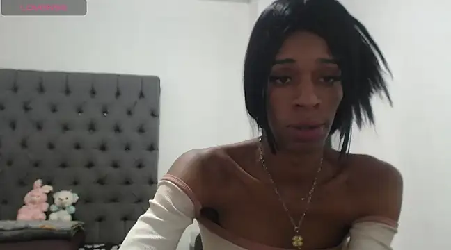 lucianadolll online show from March 13, 2025, 3:06 pm