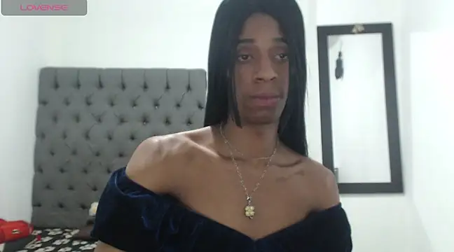 lucianadolll online show from March 16, 2025, 6:55 pm