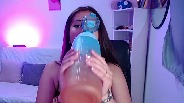 Soy abby online show from April 7, 2026, 11:48 pm