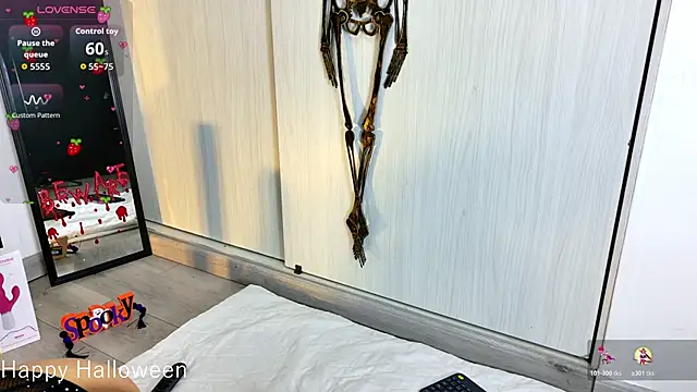 cutehanna1 online show from October 29, 2025, 7:59 pm