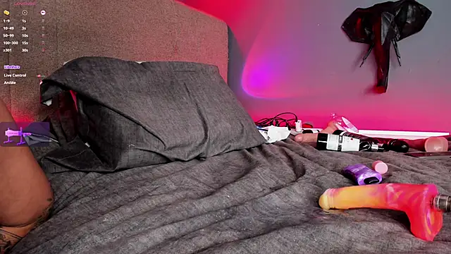 samuel boy tatoo online show from January 24, 2025, 4:59 am