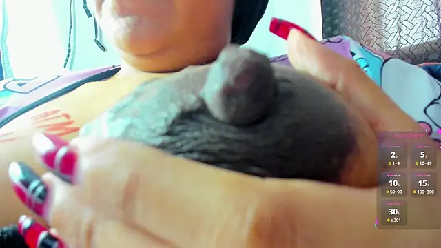 Snapshot of Venus_Blackk chatting on January 30, 2025, 6:10 pm Venus Blackk online show from January 30, 2025, 6:10 pm