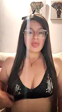 Neve Collins online show from February 8, 2025, 5:29 am