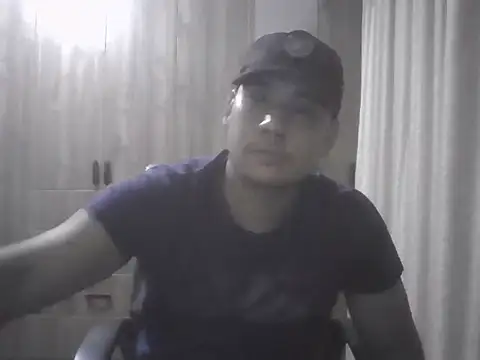 estudiante69 online show from March 5, 2026, 11:56 pm