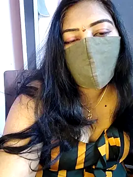 RomeoJuliet345 online show from February 9, 2026, 10:08 am