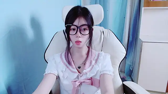 xiyao1314 online show from October 24, 2025, 2:02 pm