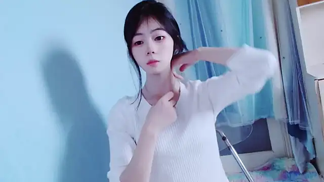 xiyao1314 online show from November 3, 2025, 1:29 am