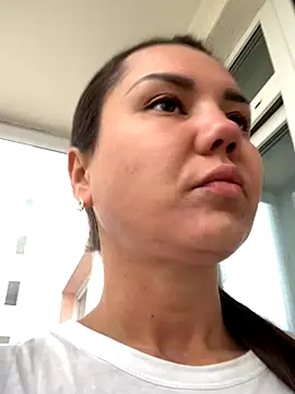 MiraMiss online show from October 29, 2025, 9:22 am