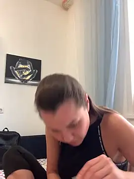 MiraMiss online show from March 21, 2026, 11:37 am