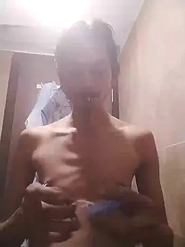 jenilmax online show from December 1, 2024, 4:51 pm