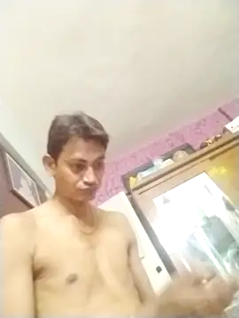 jenilmax online show from October 22, 2025, 9:03 pm