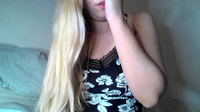 bunnyamy online show from February 10, 2025, 9:25 pm