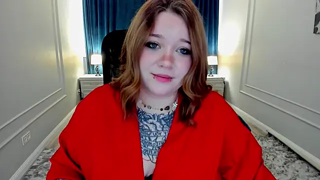 MoonLghte online show from February 11, 2025, 12:37 pm