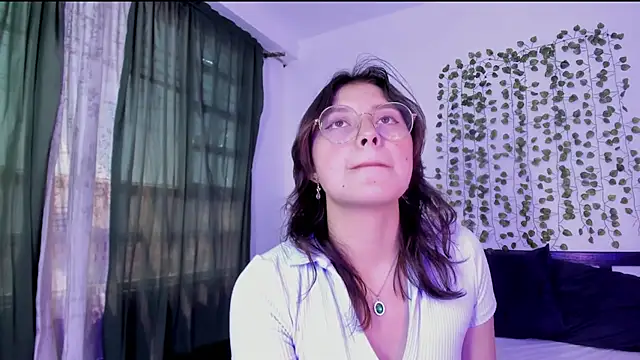 Noellesable online show from January 18, 2025, 5:37 pm