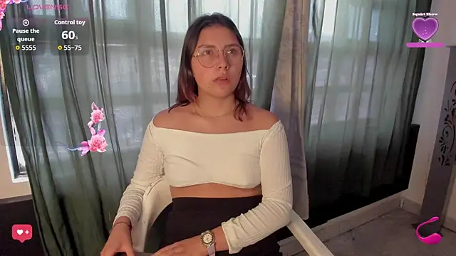 Noellesable online show from September 23, 2025, 5:27 pm