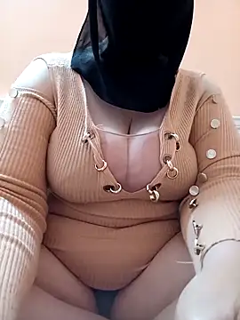 Snapshot of big_yoyo chatting on February 18, 2025, 11:08 pm big yoyo online show from February 18, 2025, 11:08 pm