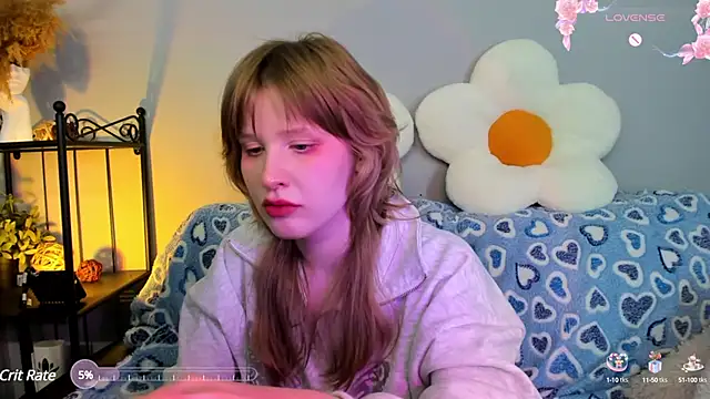 EvaStevs online show from February 9, 2025, 8:45 pm