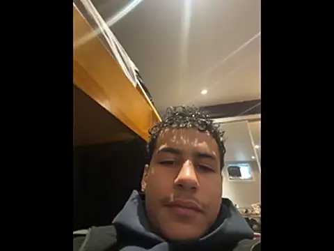 Snapshot of johnycash21 chatting on March 20, 2026, 3:17 pm johnycash21 online show from March 20, 2026, 3:17 pm