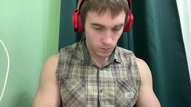 Snapshot of Mrbiceps23 chatting on December 4, 2024, 12:47 pm Mrbiceps23 online show from December 4, 2024, 12:47 pm