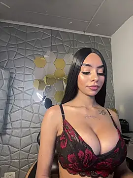 Tiffanny online show from March 3, 2025, 12:48 pm