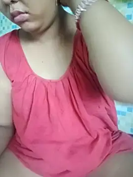Snapshot of Super-Couple chatting on June 30, 2026, 4:13 am Super-Couple online show from June 30, 2026, 4:13 am